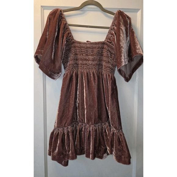 Free People Dresses & Skirts - Free People Velvet Easy to Love Mini Dress pink Babydoll XS Currant